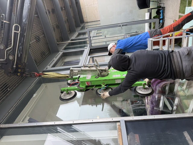 About Leighton Buzzard Glazing